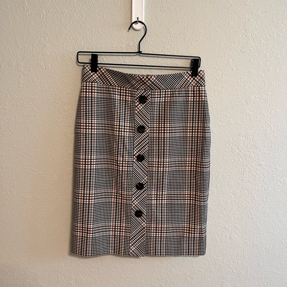 Ann Taylor Black and Cream Plaid Pencil Skirt